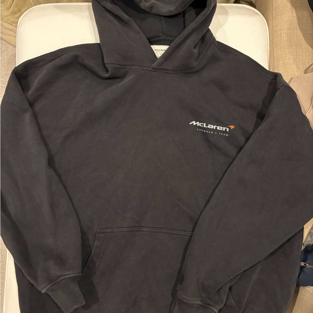 Abercrombie & Fitch Soft Essentials Hoodie McLaren F1 Racing Men’s Large (black)